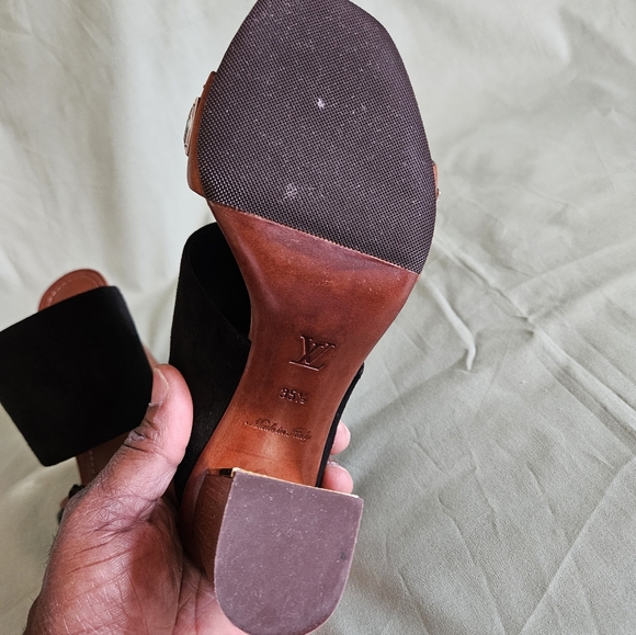 NDS Women's Louis Vuitton Designer Luxury High-End Sandals Heels Size 6 US - Picture 11 of 16